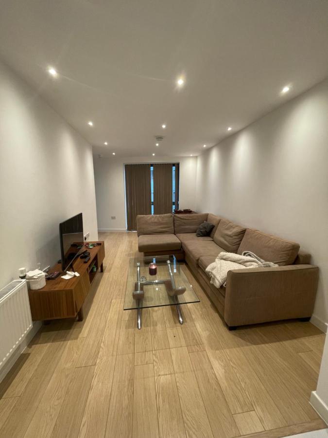 Amazing Apartment Moments Away From The Heart Of Londra Exterior foto