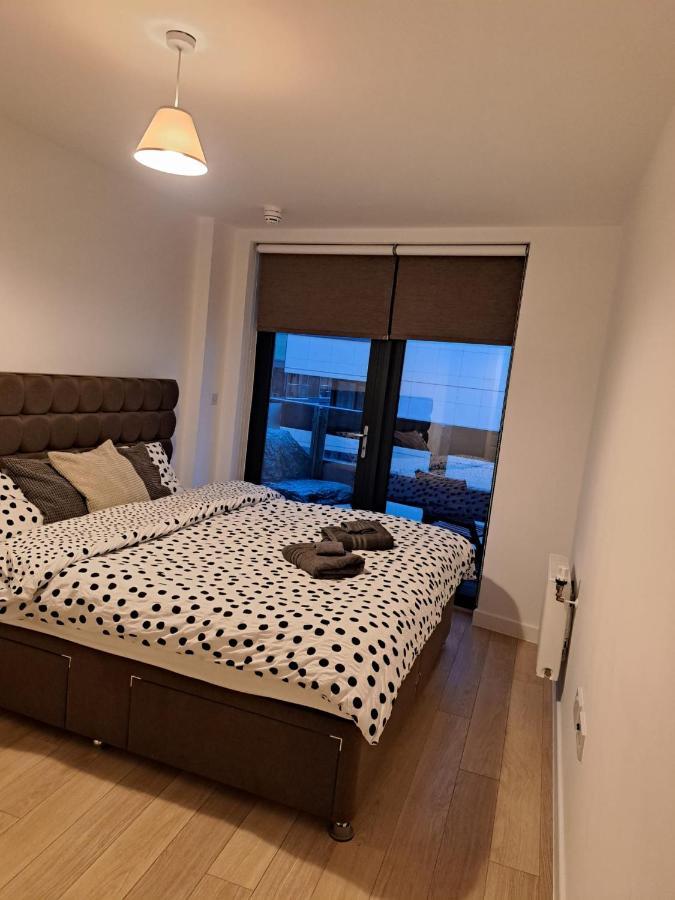 Amazing Apartment Moments Away From The Heart Of Londra Exterior foto